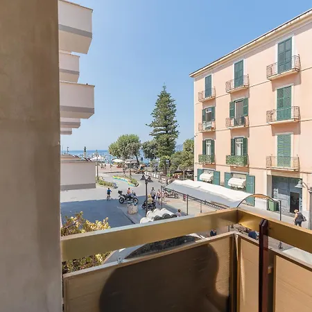 B&B Maiori Suites *